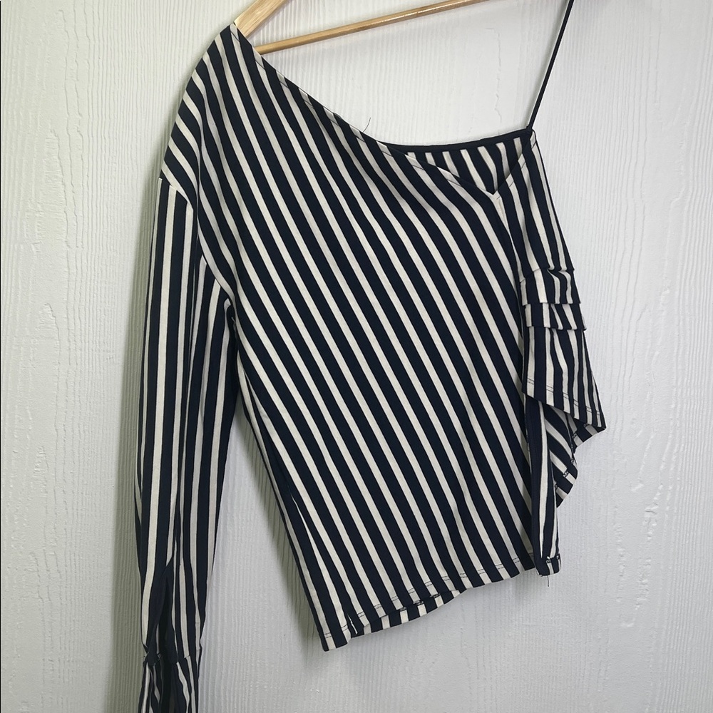 Zara - Nautical Navy And White Stripe Lightweight One Sleeve Blouse Size Small - Picture 11 of 11